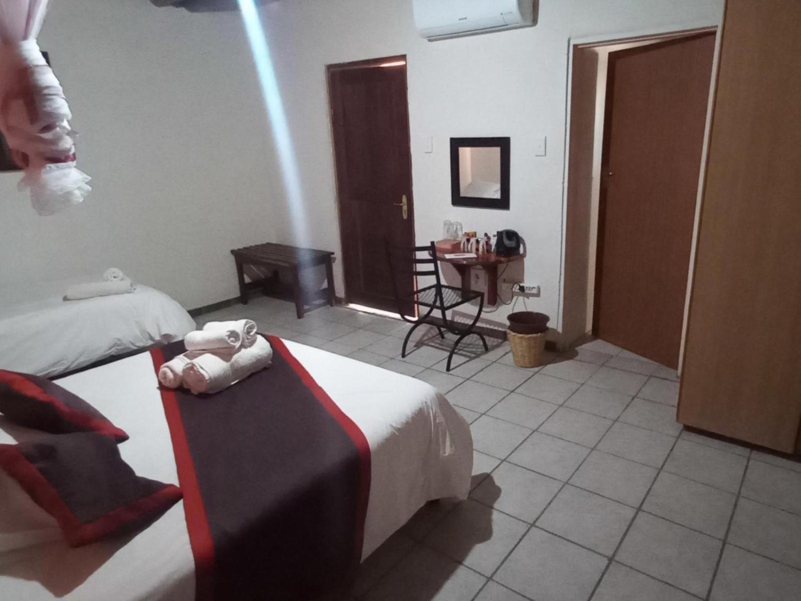 Ombinda Country Lodge Outjo Værelse billede