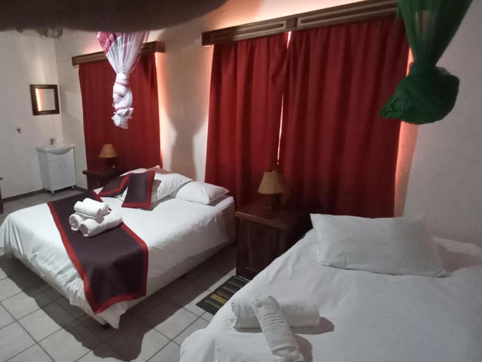 Ombinda Country Lodge Outjo Værelse billede